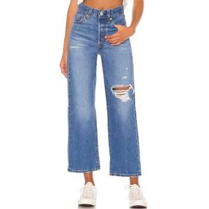 Levi’s Ribcage Straight Ankle Distressed Jeans